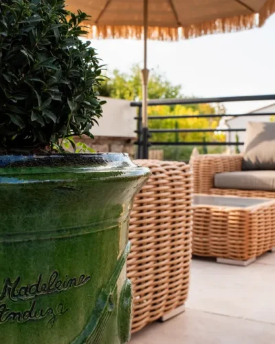 pot anduze et salon exterieur