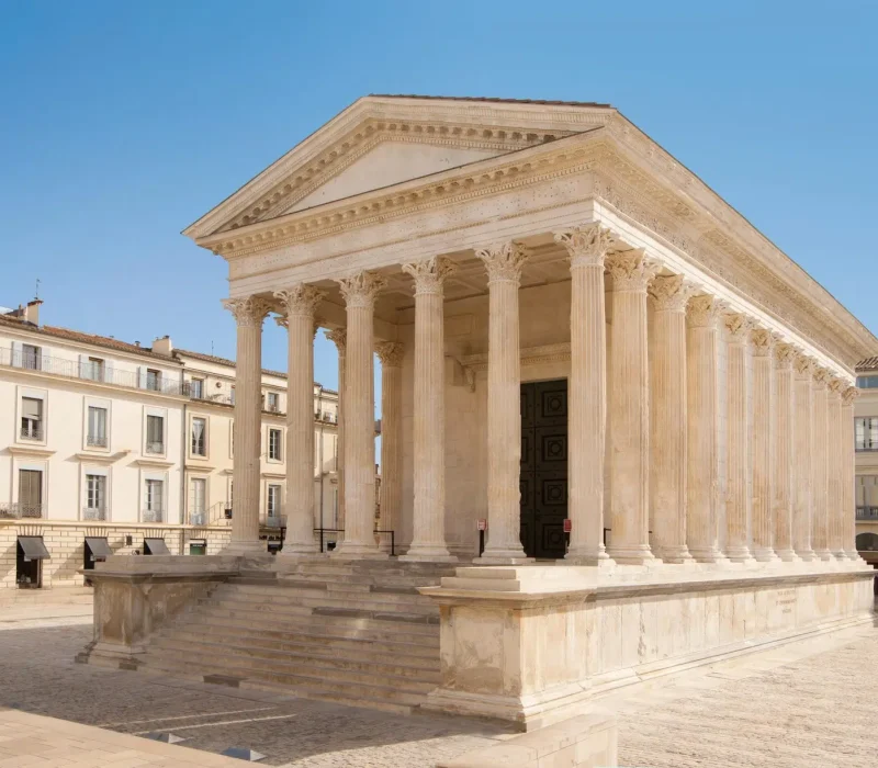 Maison_Carree._Photo_Office_Tourisme_Nimes_O.Maynard-scaled